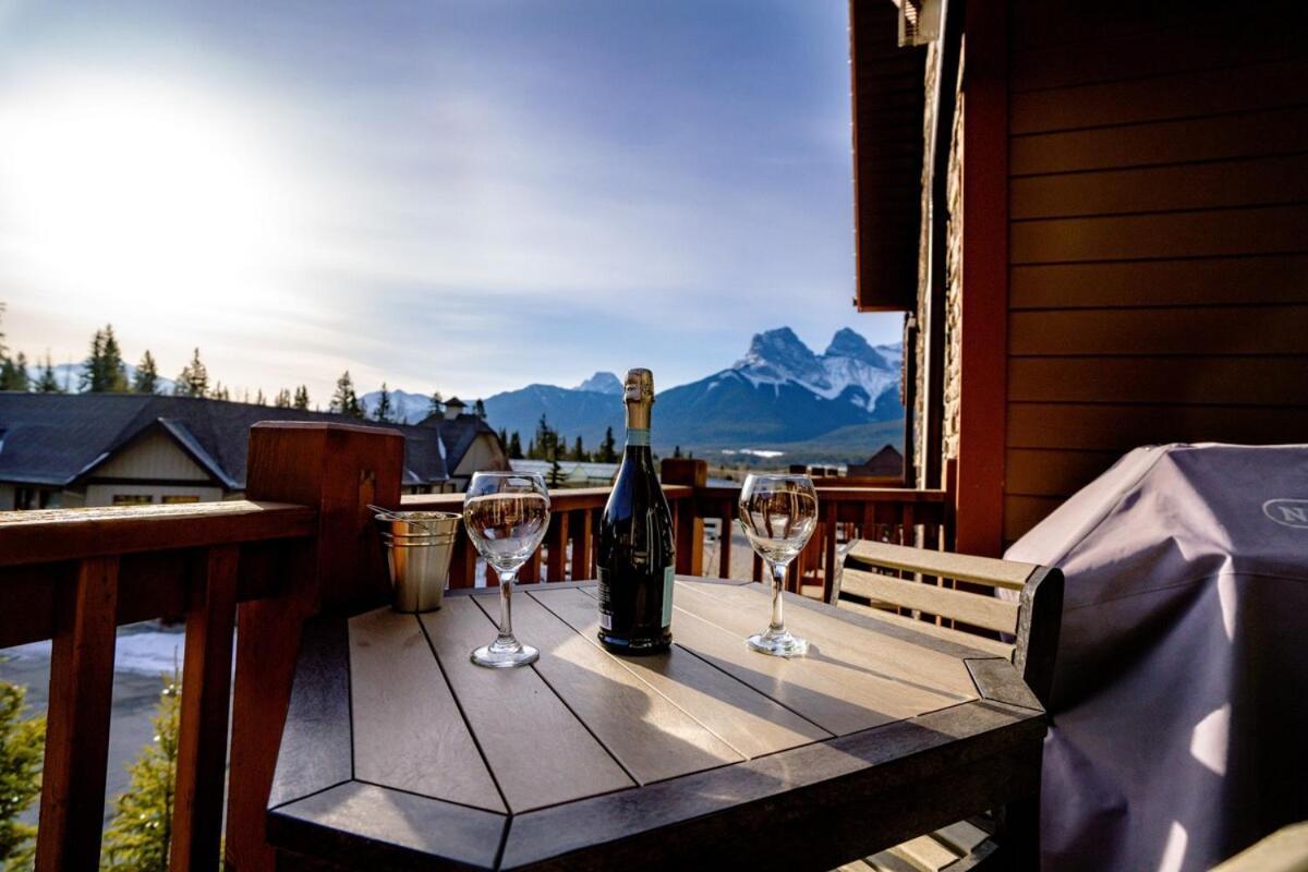 The Raven Suite At Stoneridge Mountain Resort Κάνμορ Εξωτερικό φωτογραφία