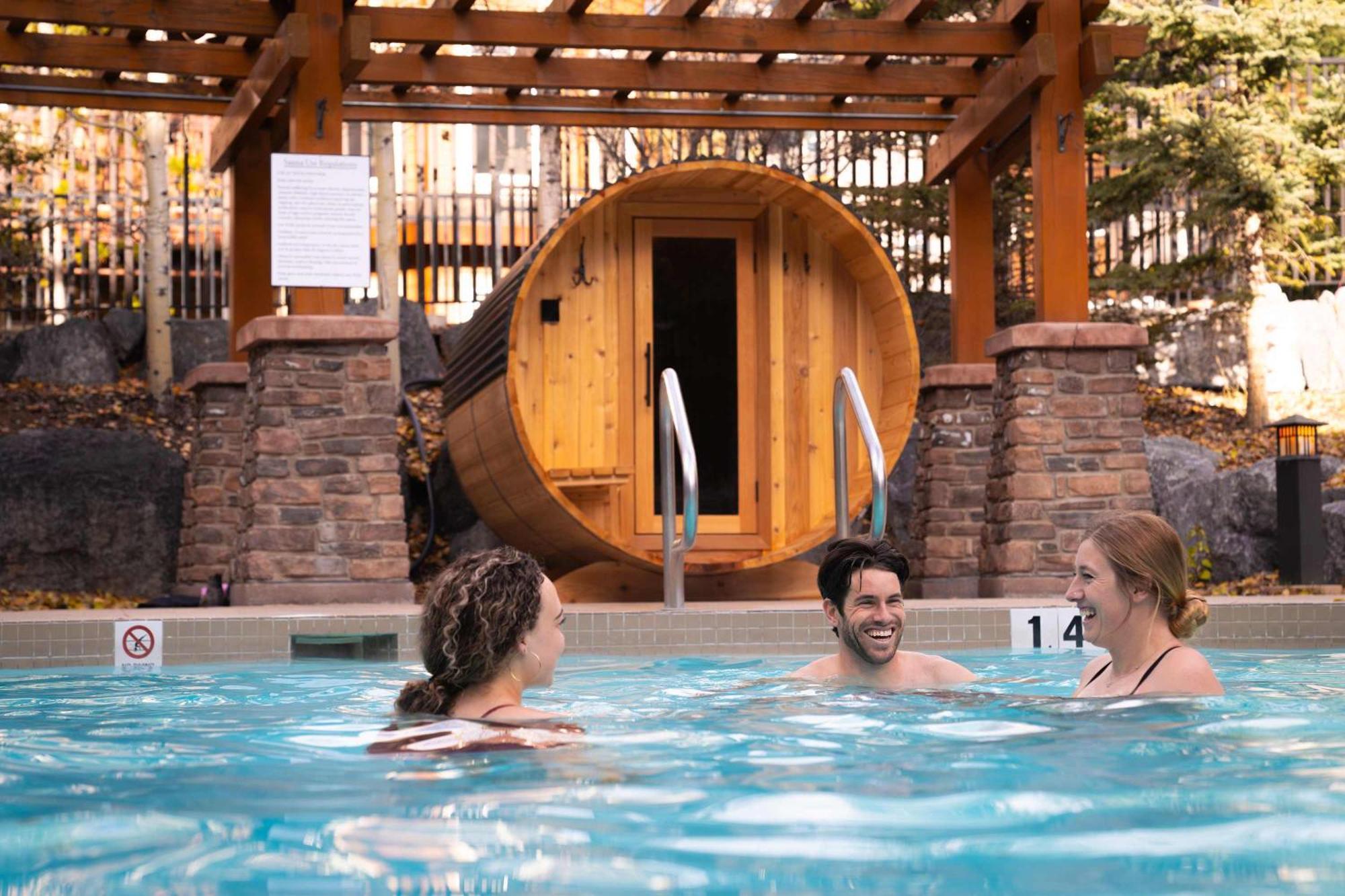 The Raven Suite At Stoneridge Mountain Resort Κάνμορ Εξωτερικό φωτογραφία