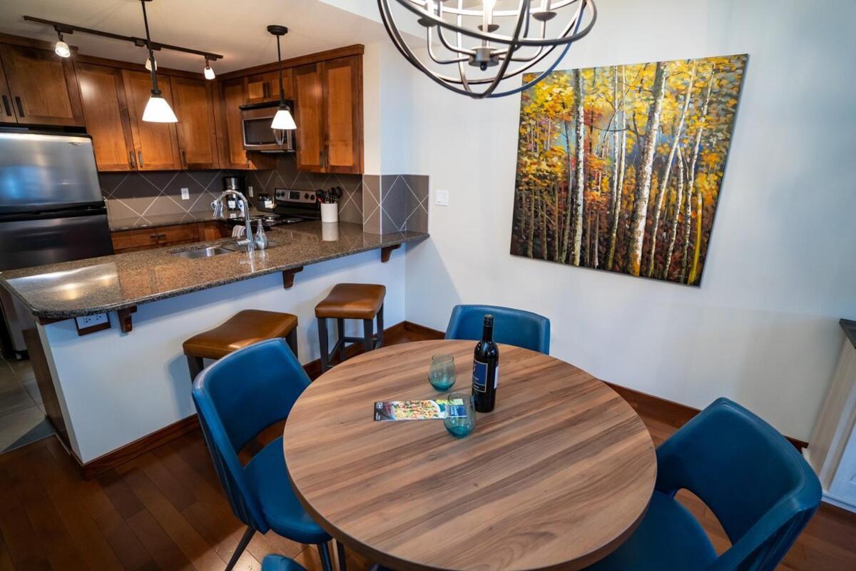 The Raven Suite At Stoneridge Mountain Resort Κάνμορ Εξωτερικό φωτογραφία