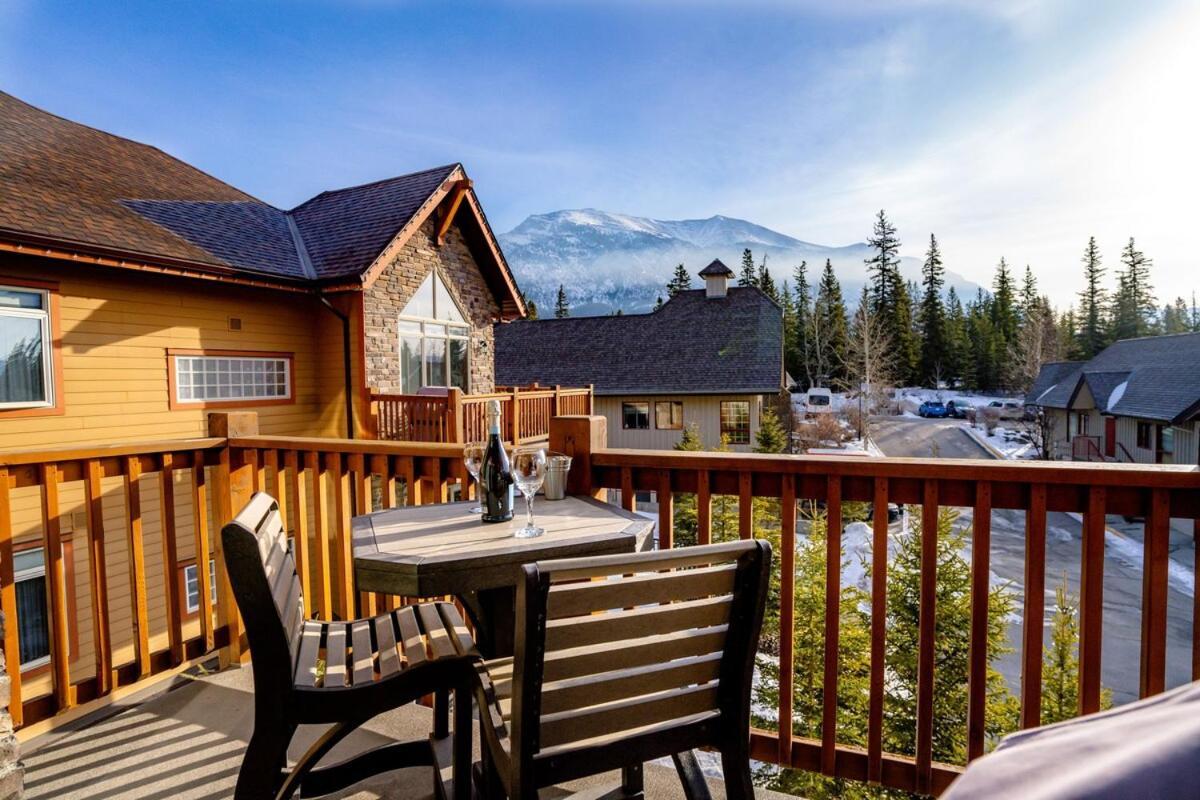 The Raven Suite At Stoneridge Mountain Resort Κάνμορ Εξωτερικό φωτογραφία